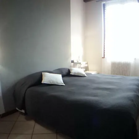 路易莎度假屋 *